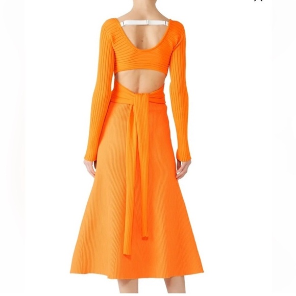 Tubi large wrap top. EUC - Picture 5 of 11